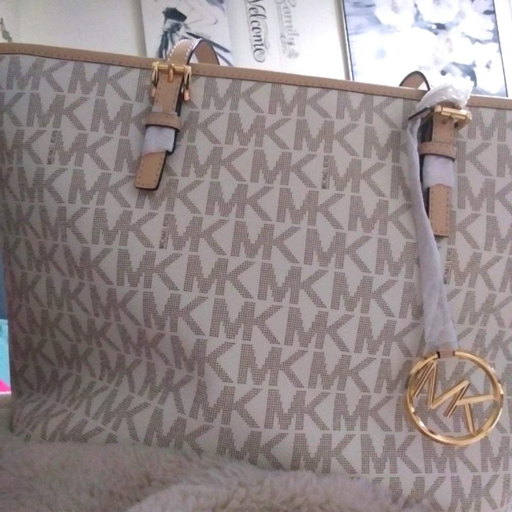 MK bag and wallet